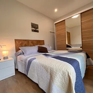 Habitacion En Vivienda Centrica Homestay